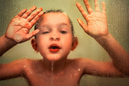 children washing hands